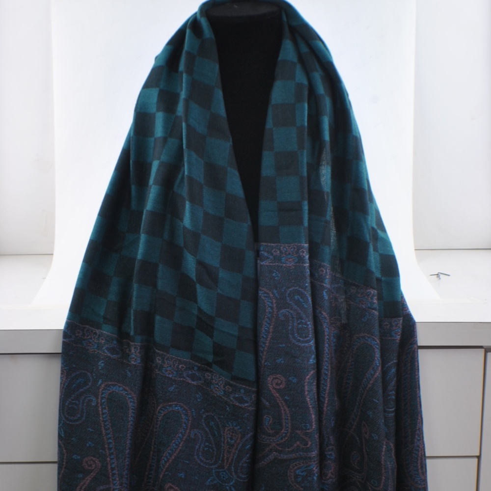 woman wrap